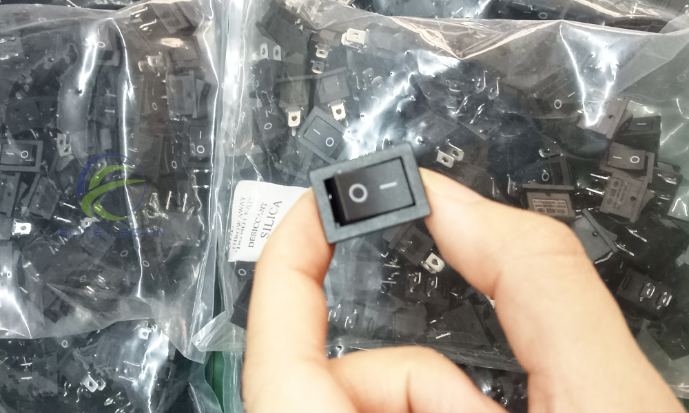 Quais são os tipos comuns de circuitos para switches?